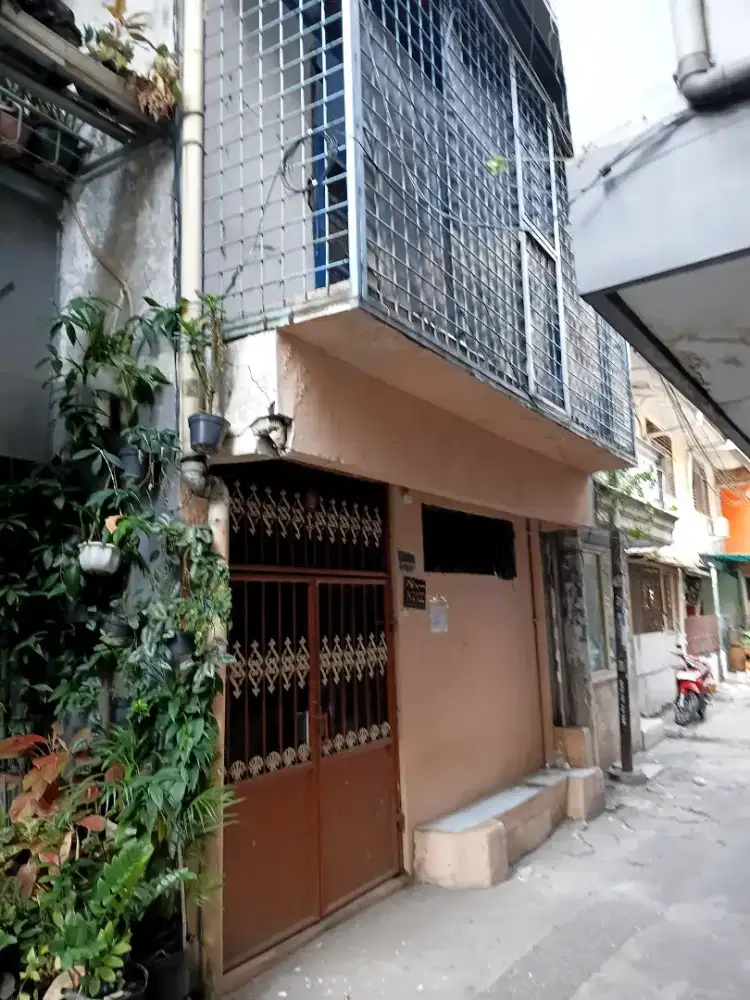 DISEWA RUMAH MURAH MERIAH LOKASI STRATEGIS