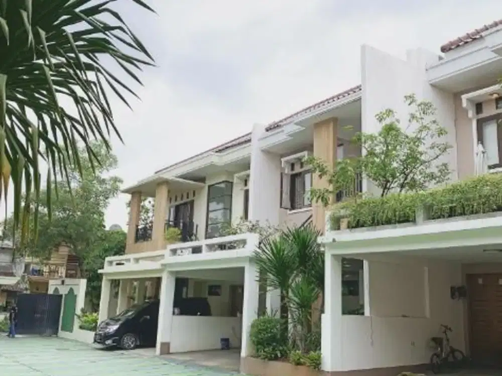 RUMAH MEWAH DALAM CLUSTER DI TEROGONG PONDOK INDAH JAKARTA SELATAN DIJUAL