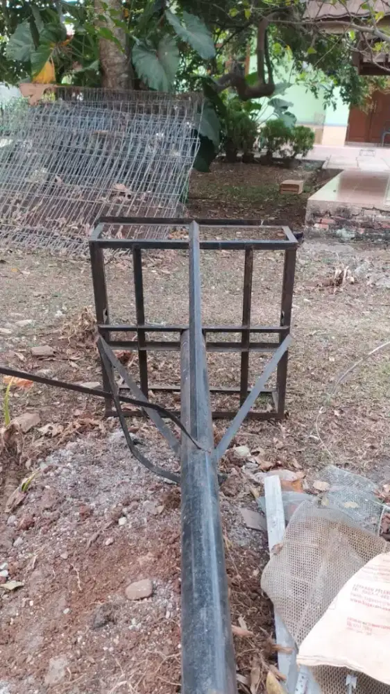 Tiang Toren bekas pakai