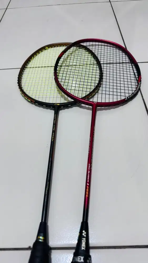 Raket Badminton