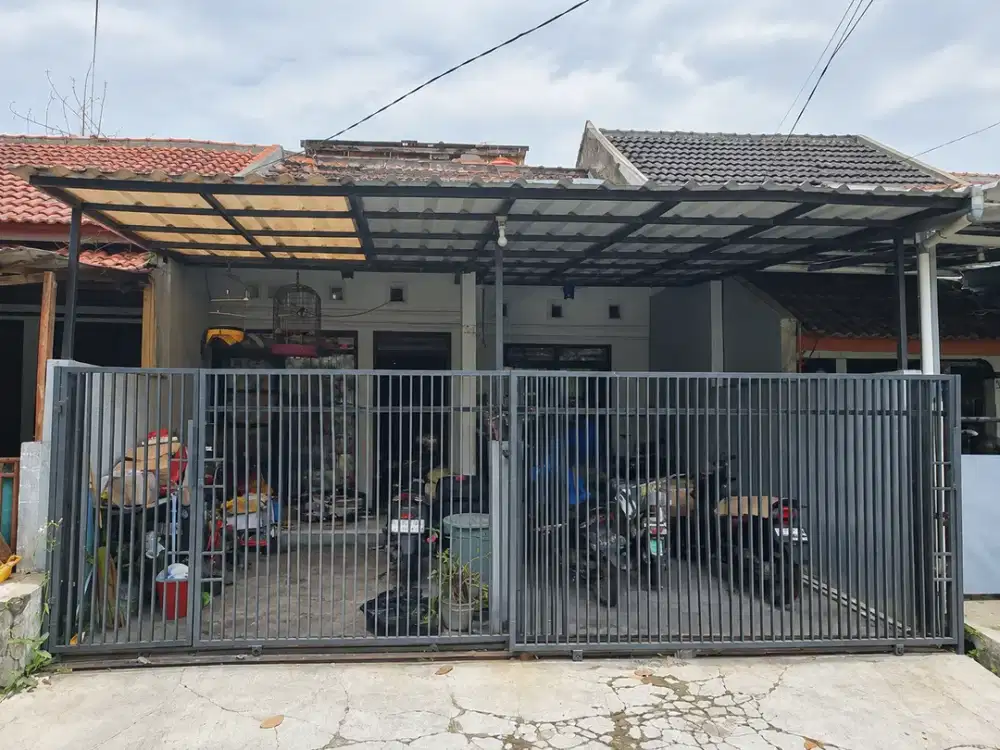 Rumah Siap Huni 3+1 Kamar di Taman Kopo Indah II Bandung