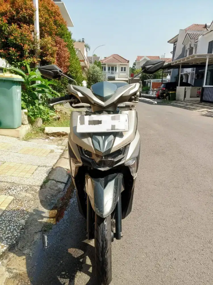 Mio Soul GT 125 tahun 2017 warna gold