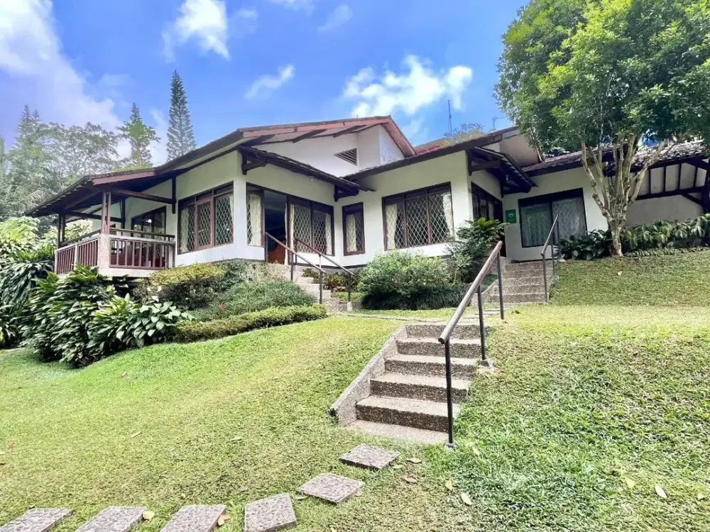Dijual Villa Bagus di Cisarua Bogor Dibawah NJOP