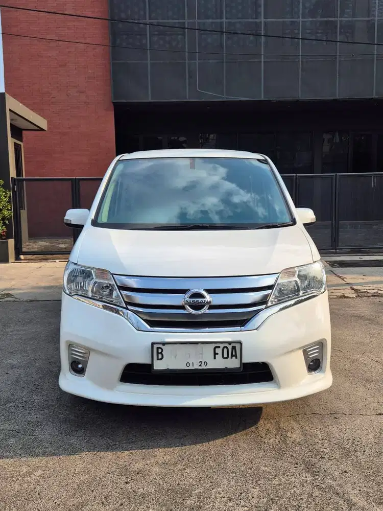 Nissan Serena HWS Automatic 2013