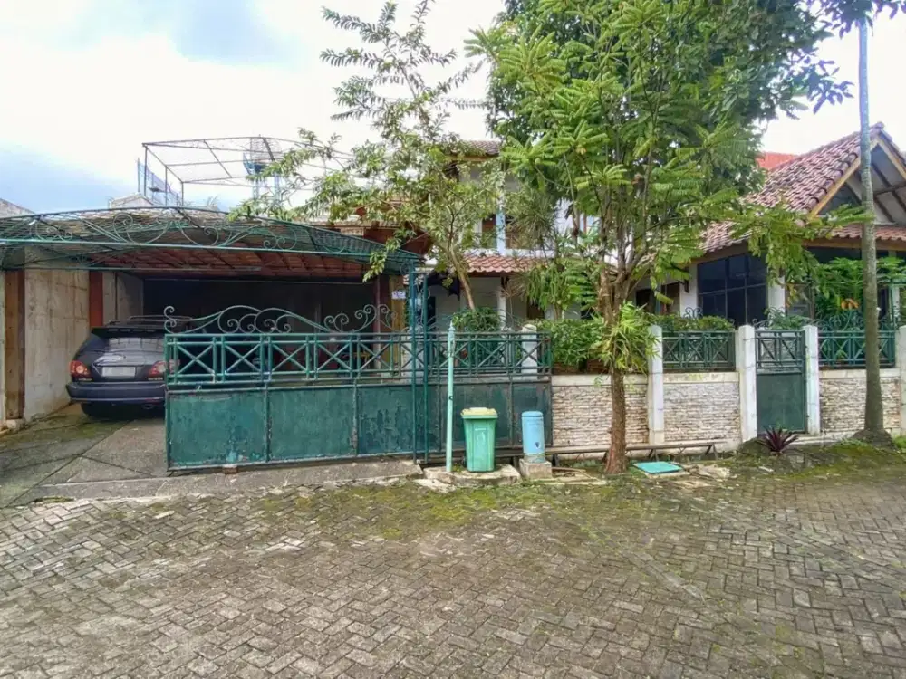 Rumah Hook  2 Lantai Taman Rempoa Indah Luas Tanah 398m2 SHM