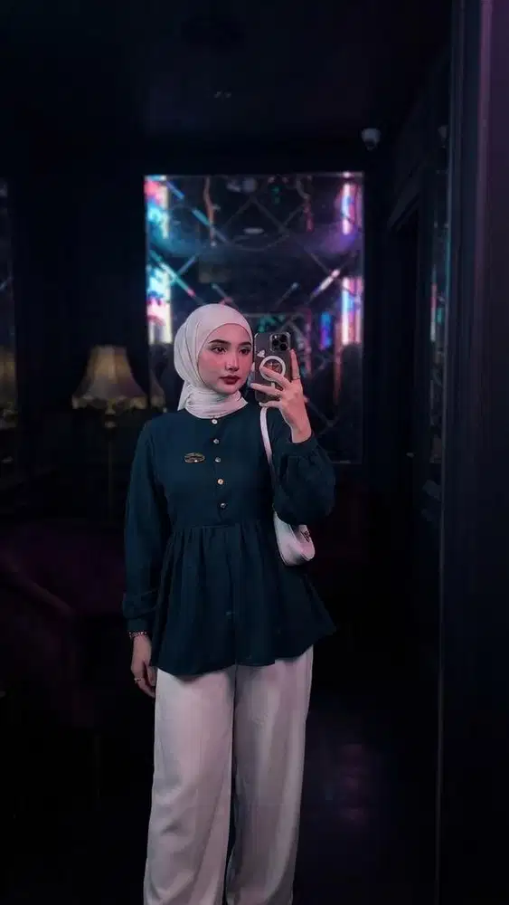 Loker Untuk Host Live dan Fotografer