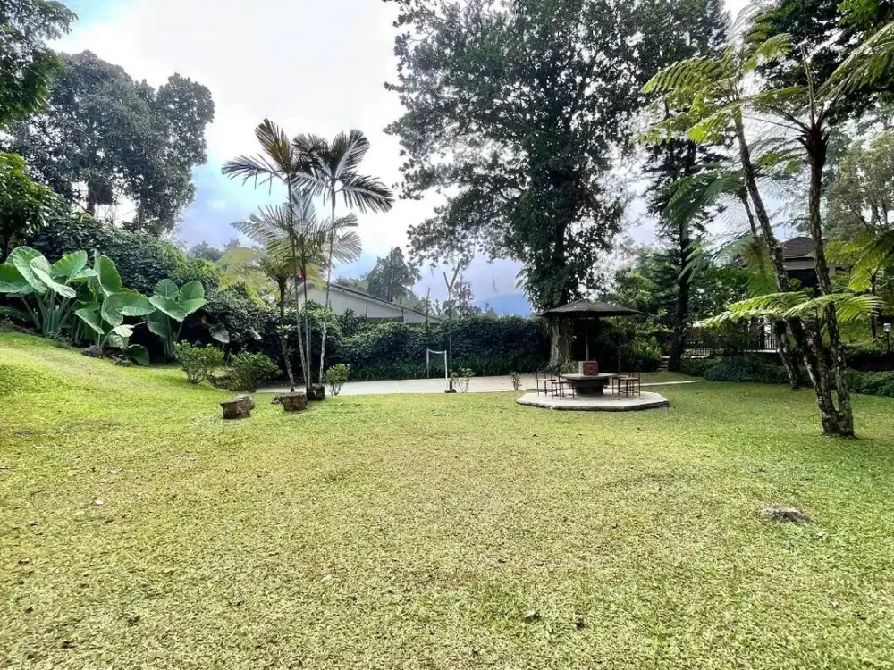 Dijual Villa Bagus di Cisarua Bogor Dibawah NJOP