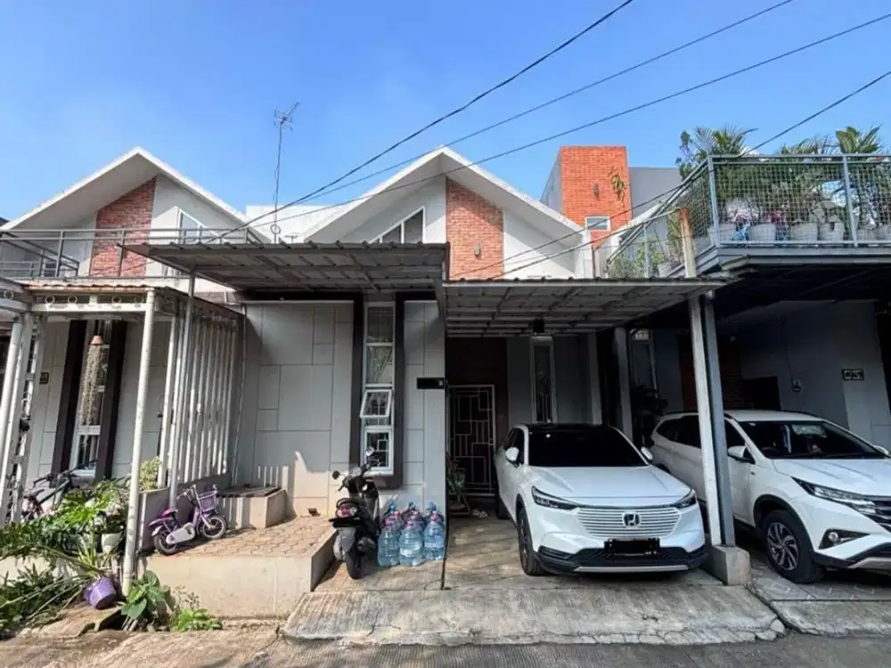 Rumah Hadap Selatan 15 Mnt ke Stasiun Depok Baru Dibantu KPR J-51205