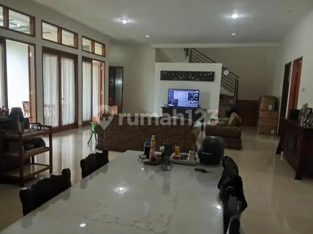 Rumah Terawat Lokasi Bagus Sukahaji Dekat Setra Sari Bandung