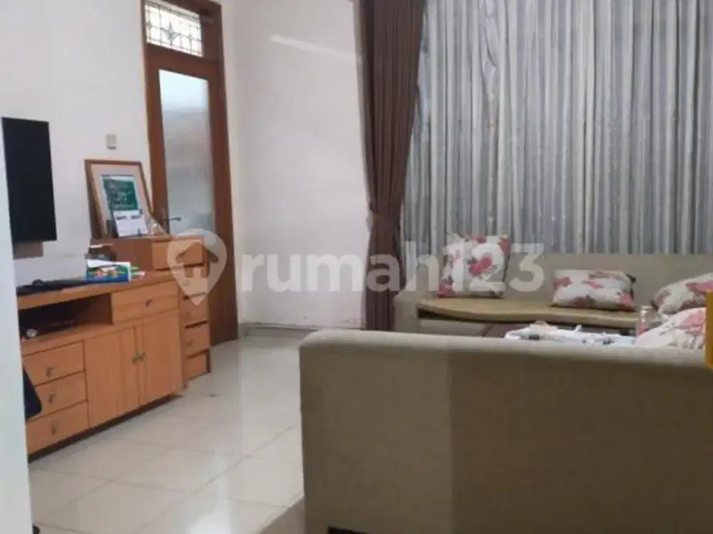 Rumah Pinggir Jalan Burangrang Talaga Bodas Bisa Untuk Usaha