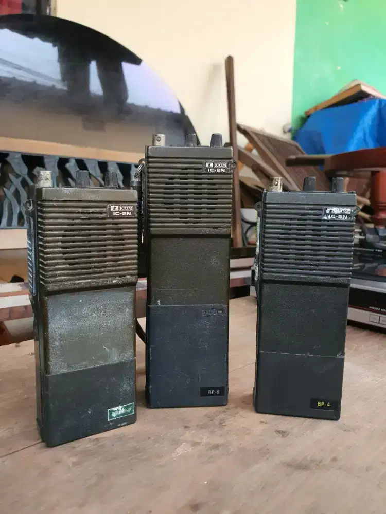 HT legend icom IC-2N