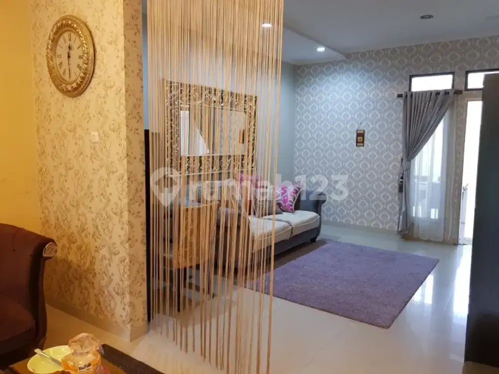 Rumah Bagus Siap Huni Strategis Geger Kalong Bandung