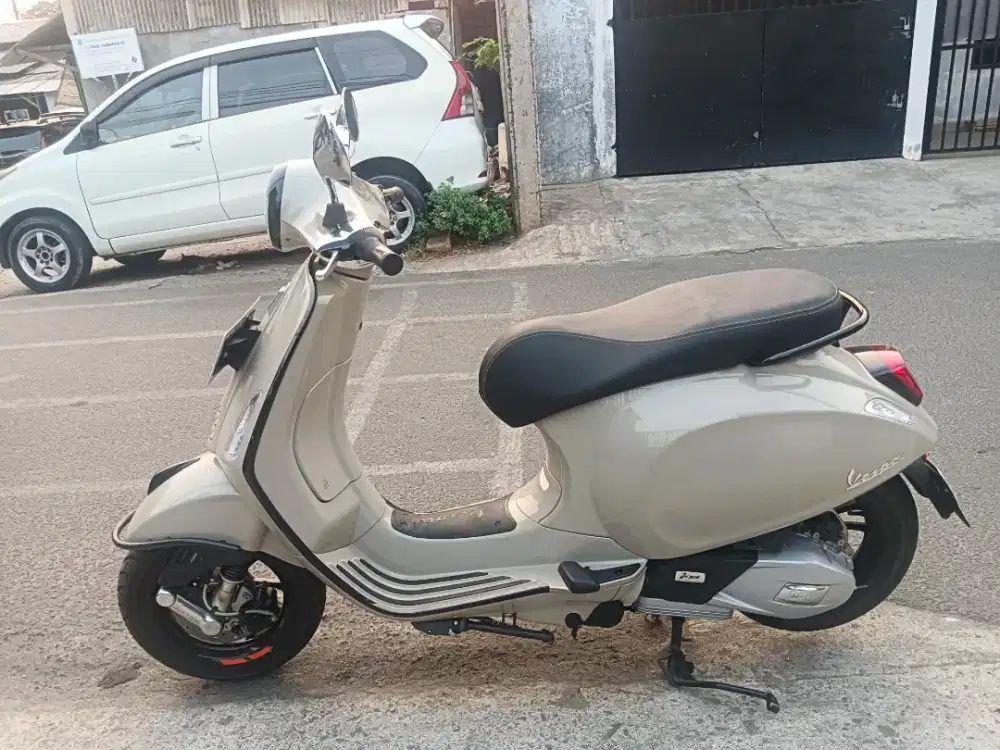Vespa Primavera i-get abs 150 cc tahun 2024 bisa tt