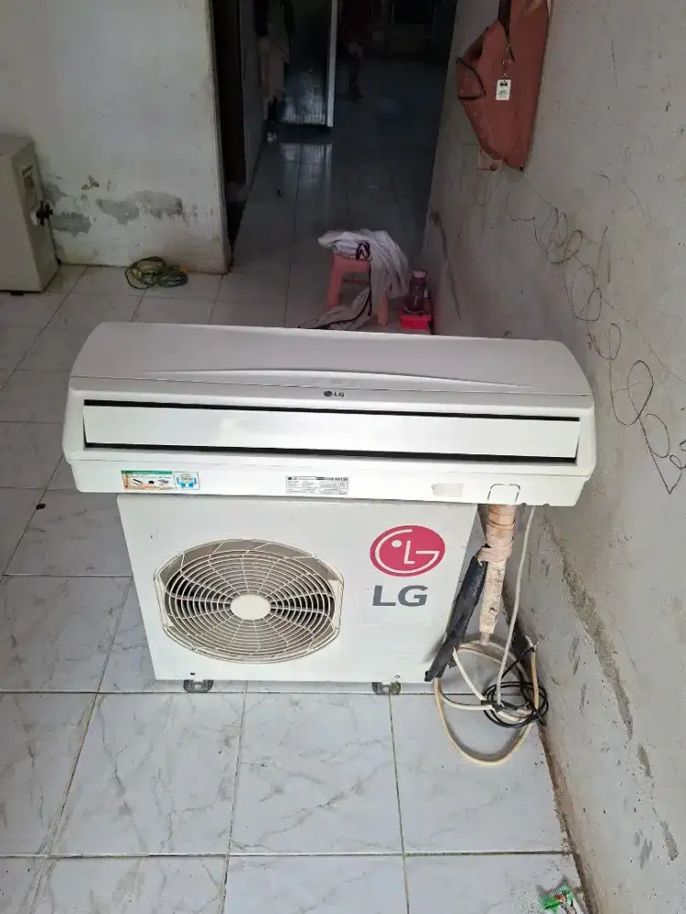Dijual Ac 1 pk merek LG siap pasang dan bergaransi
