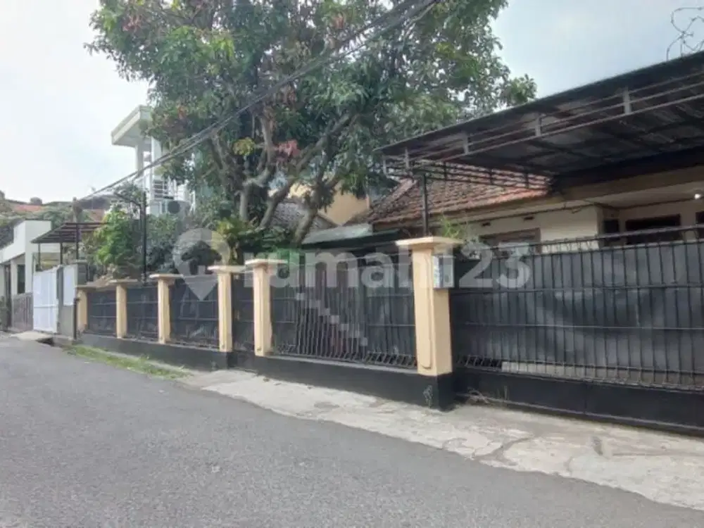 Rumah Murah Ada Taman di Turangga Bandung Kota
