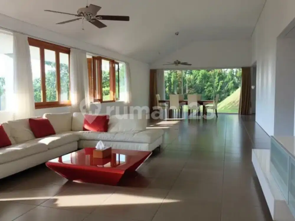 Rumah Mewah di Resort Dago Pakar, Bandung