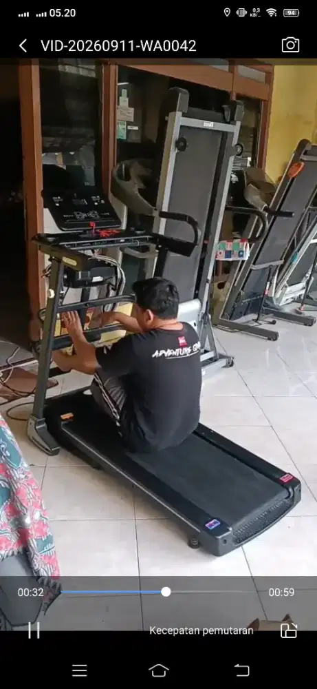 Treadmill elektrik 4fungsi bagus
