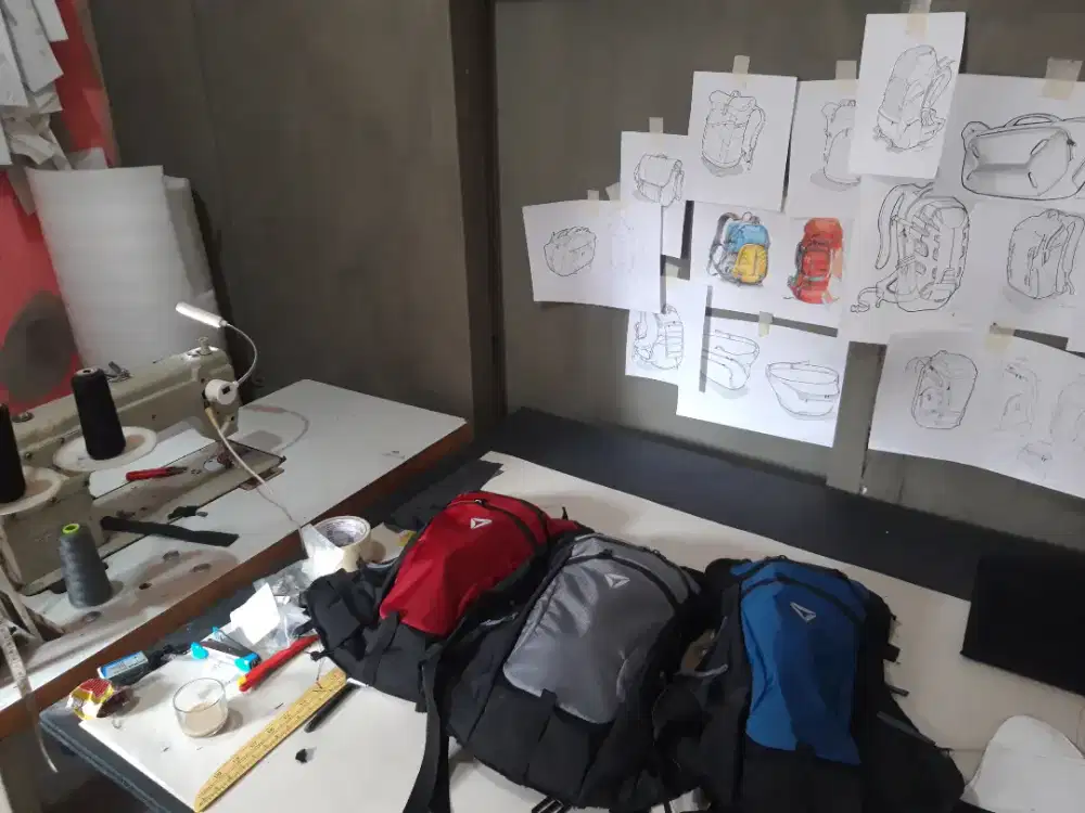 Mencari kerja dibidang desain tas