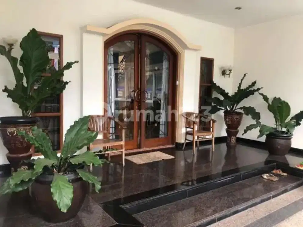Rumah Super Bagus Sayap Cipaganti, Bandung