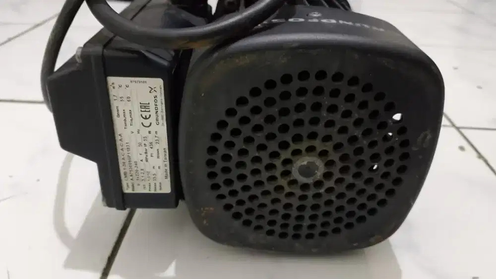 Pompa air pendorong Grundfos CMB 1-36