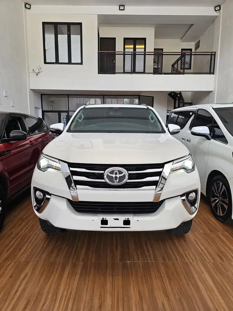 FORTUNER VRZ 2016 LOW KM