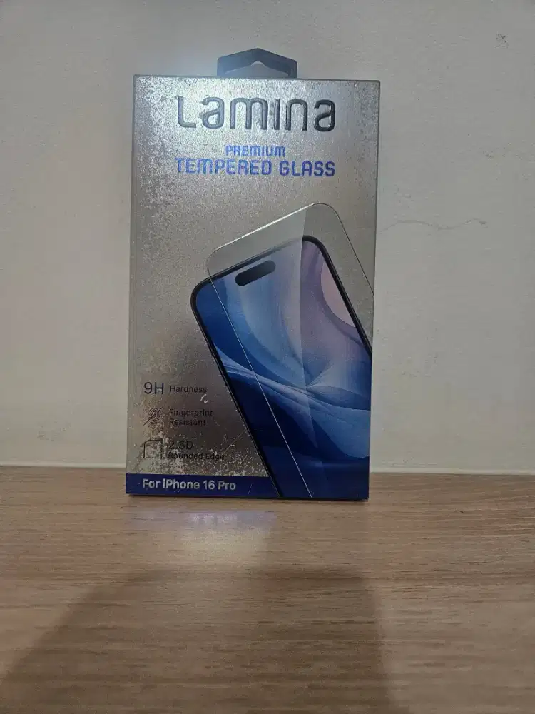 Lamina premium tempered glass for iphone 16 pro