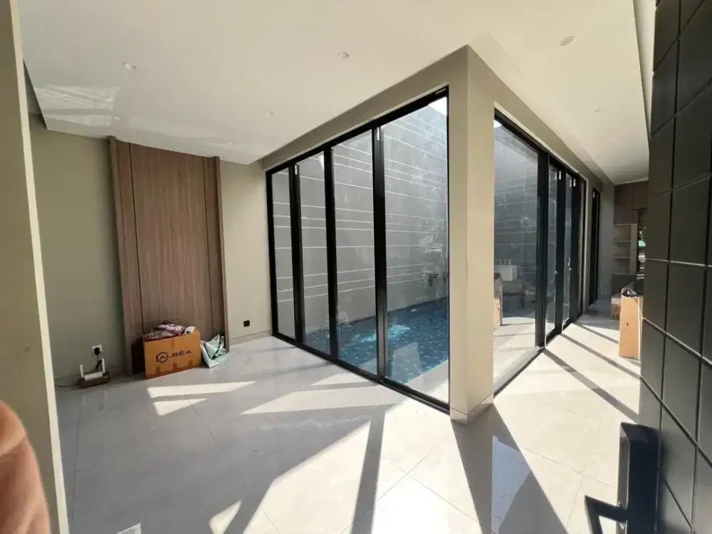 Rumah Baru Gress & Furnish Pelican Hill - Citraland Utara (Swimming Pool)