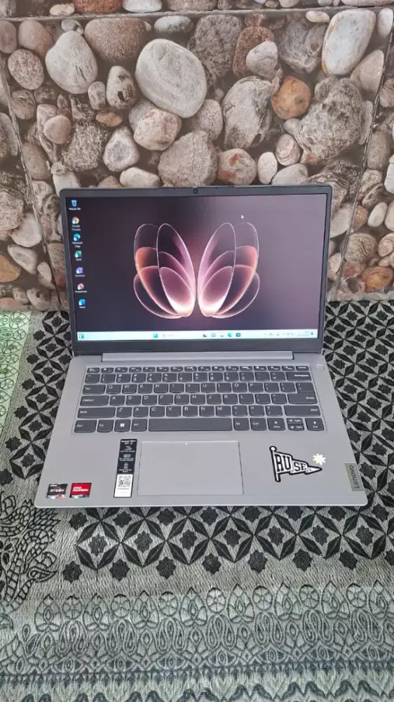 Lenovo Ideapad Slim1