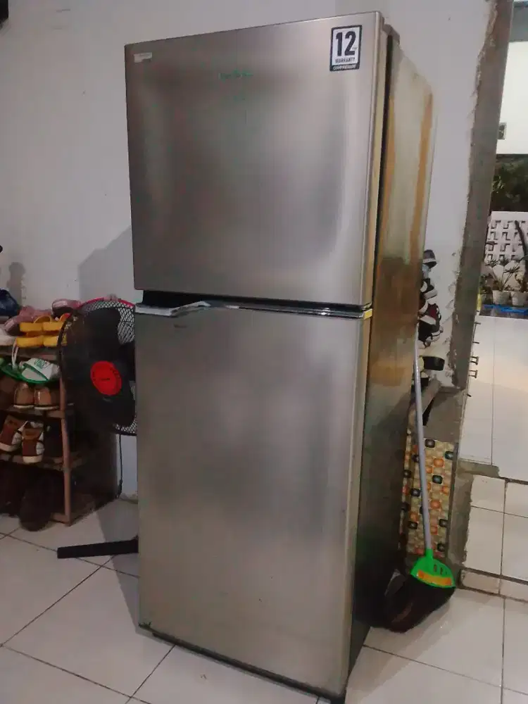 Kulkas 2 pintu jumbo normal