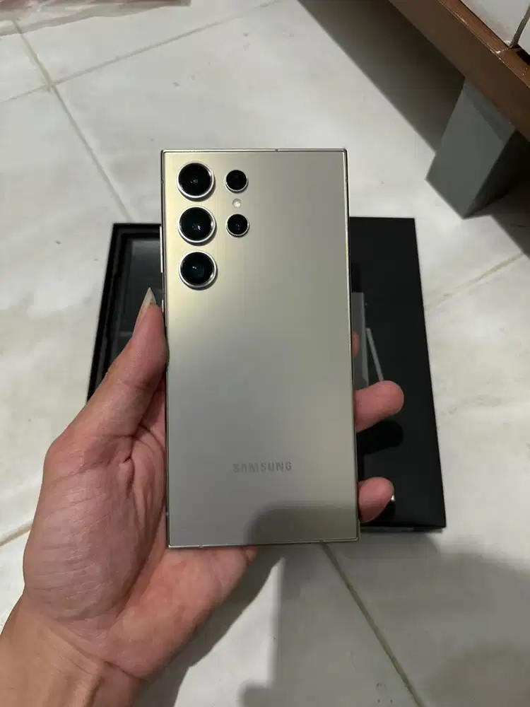 Samsung s24 ultra 12/256gb sein