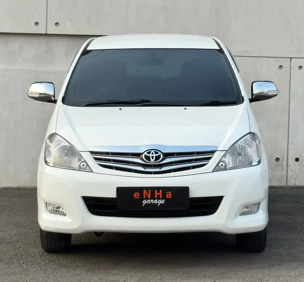 Toyota Kijang Innova V 2.0 Matic 2011.. eNHa garage Semarang..