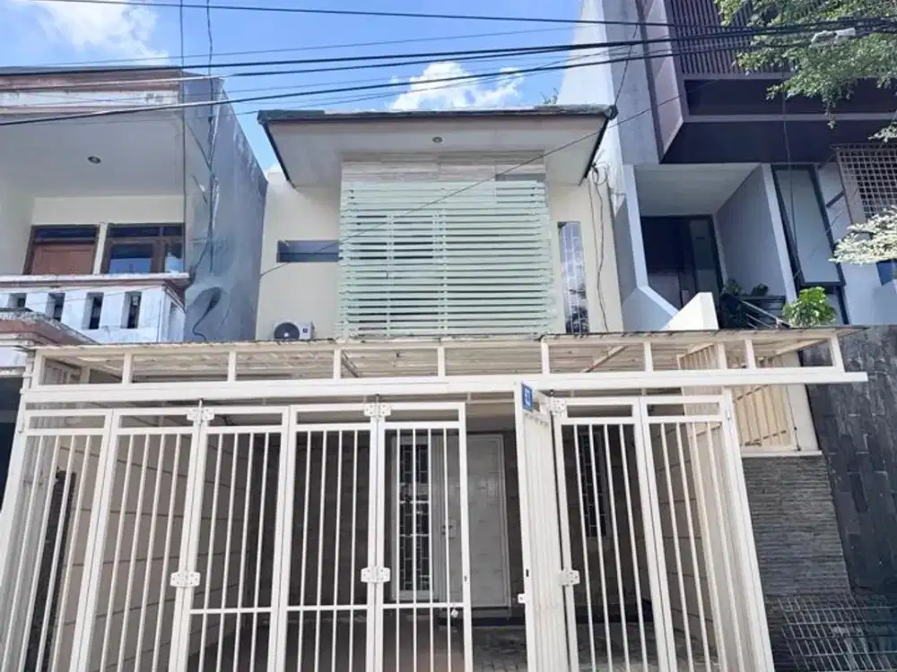 DIJUAL RUMAH MANYAR TIRTOYOSO SELATAN