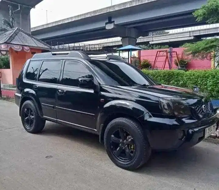 Nissan X-Trail 2005 Bensin