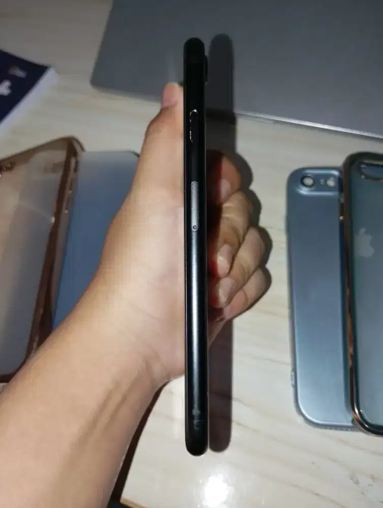 iPhone SE 2 2020 64 GB, Ex Inter Jepang Original Mulus