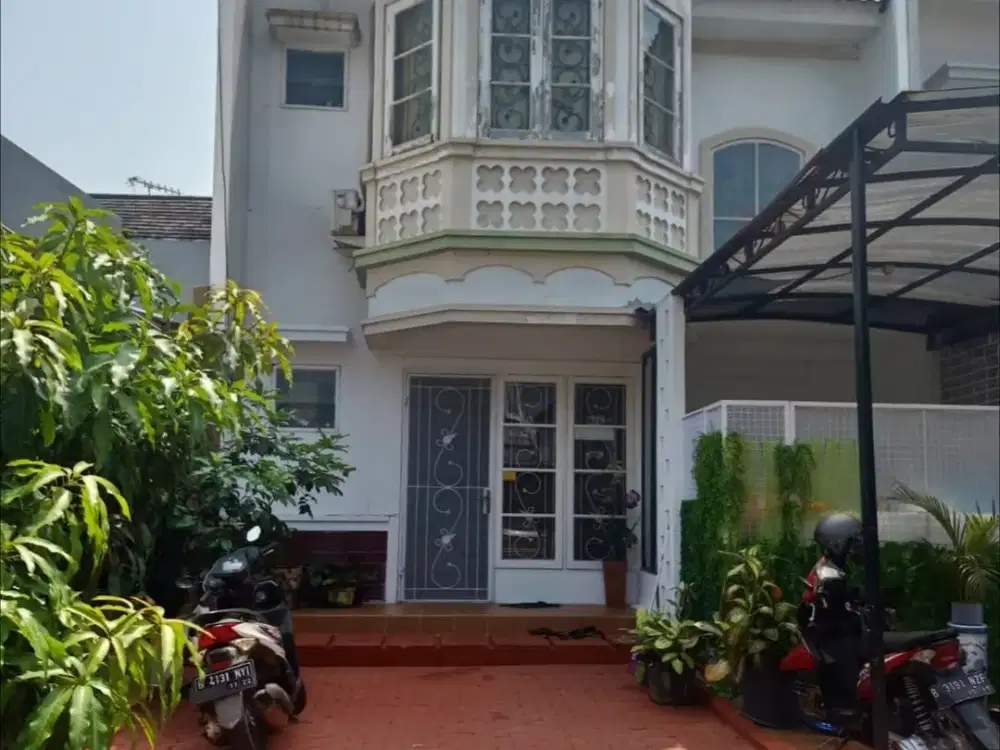 DIJUAL RUMAH 2LT SIAP HUNI SEMI FURNISHED DI DELATINOS BSD