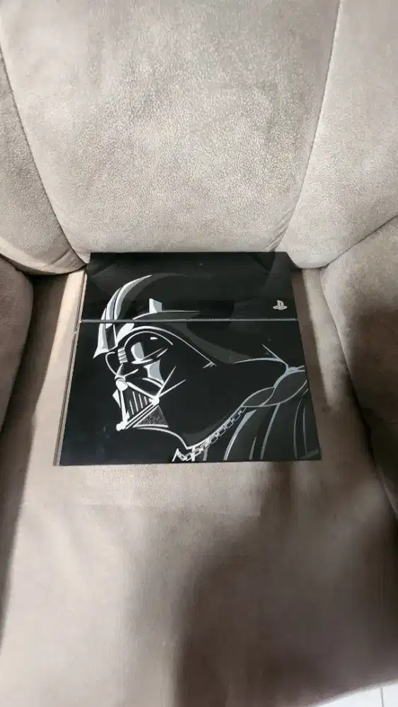 Jual cepet ps4 limited edition starwars