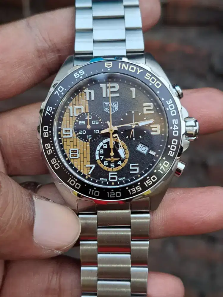 Jam tangan Tag Heuer formula 1 caz101au limited edition
