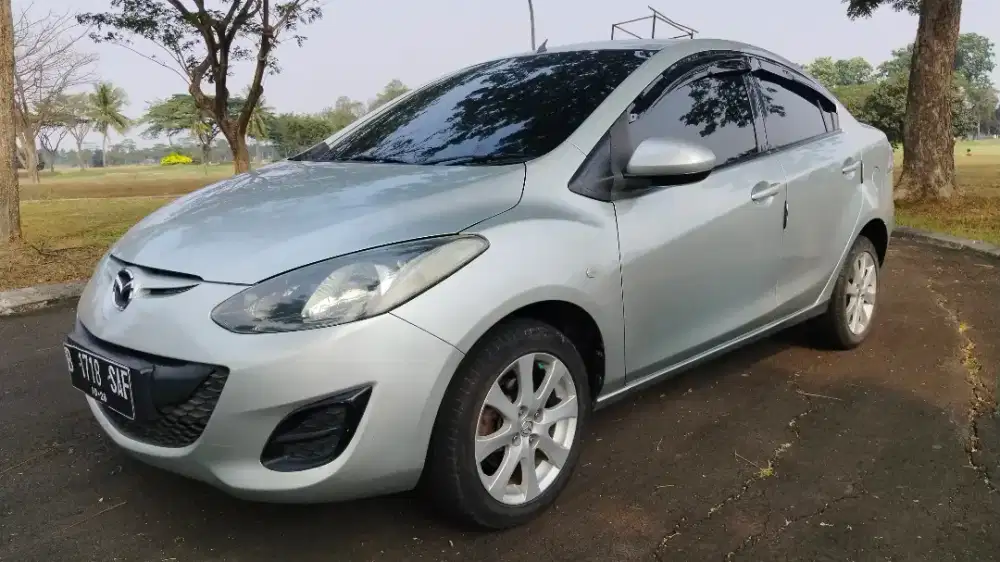MAZDA 2 SEDAN MATIC 2010 GRESS