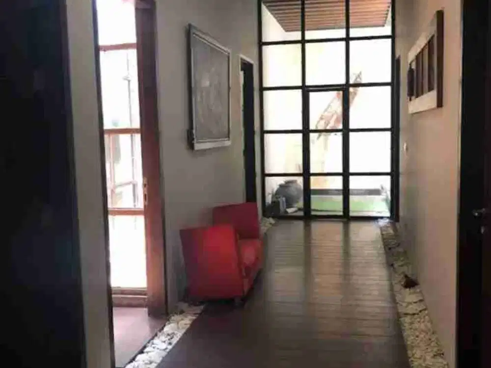 Dijual Rumah Usaha Area Indragiri Darmo Surabaya Pusat Siap Pakai Cocok untuk Usaha