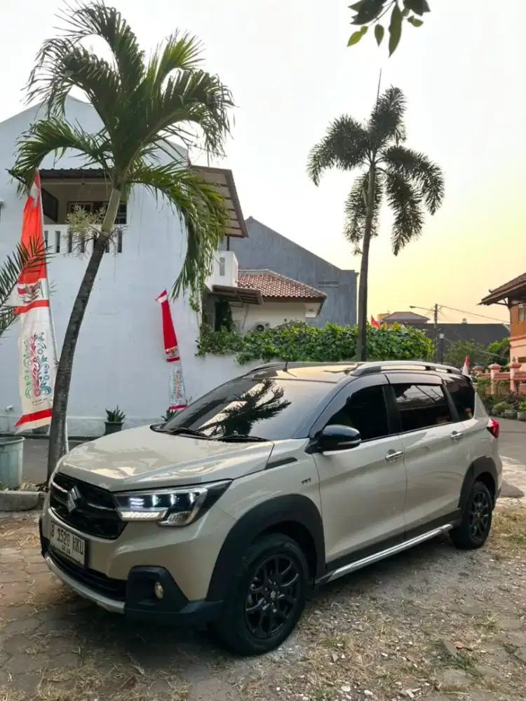 XL 7 Alpha Hybrib 2013