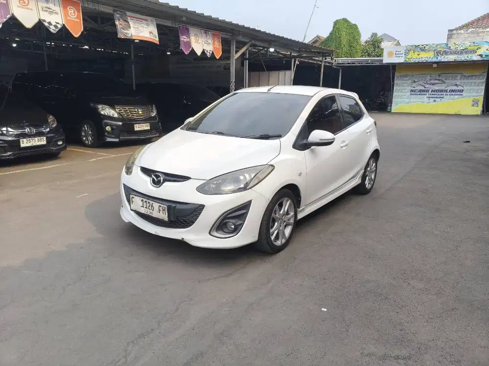 Mazda 2 R Matic 2012 Dp 5 Juta JaDeTaBek