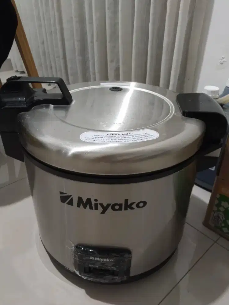 Rice cooker Miyako Jumbo 6 lliter