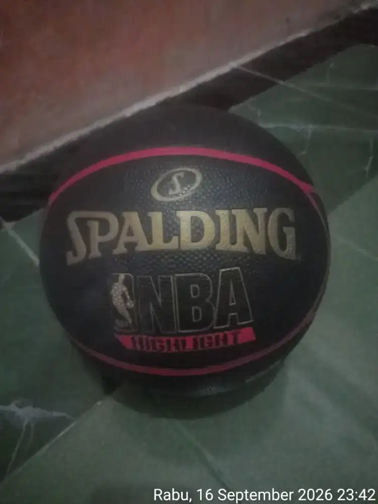 Bola basket mulus