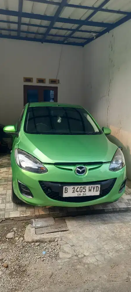 Mazda 2 2012 Bensin