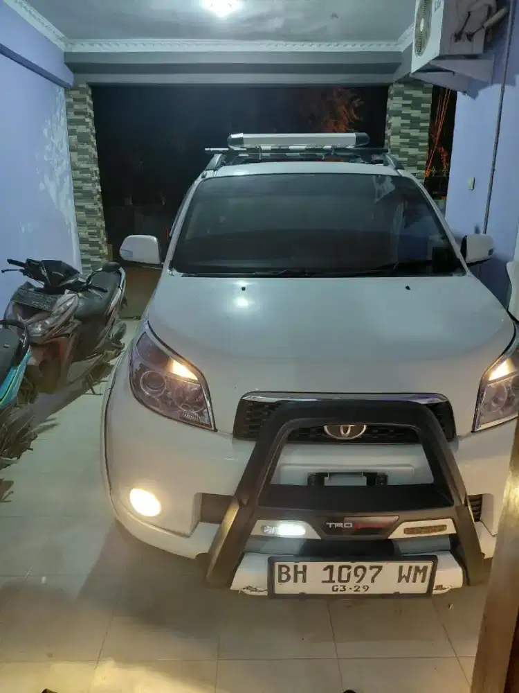 Di jual Toyota Rush matic kondisi sehat