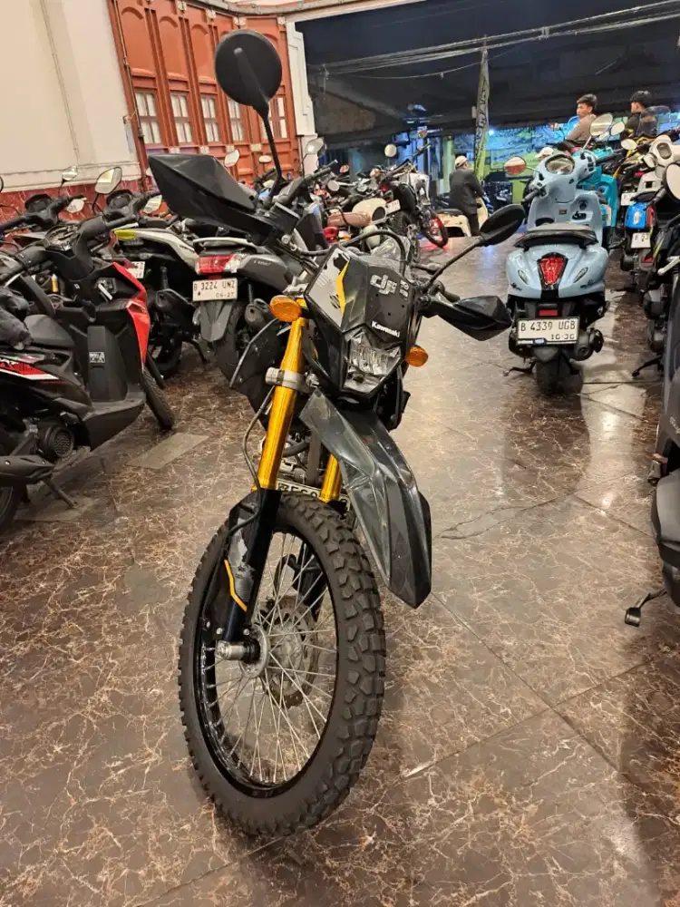 DIJUAL KAWASAKI KLX 150X TH 2025 FULL ORISINIL KAWASAKI JARANG PAKAI