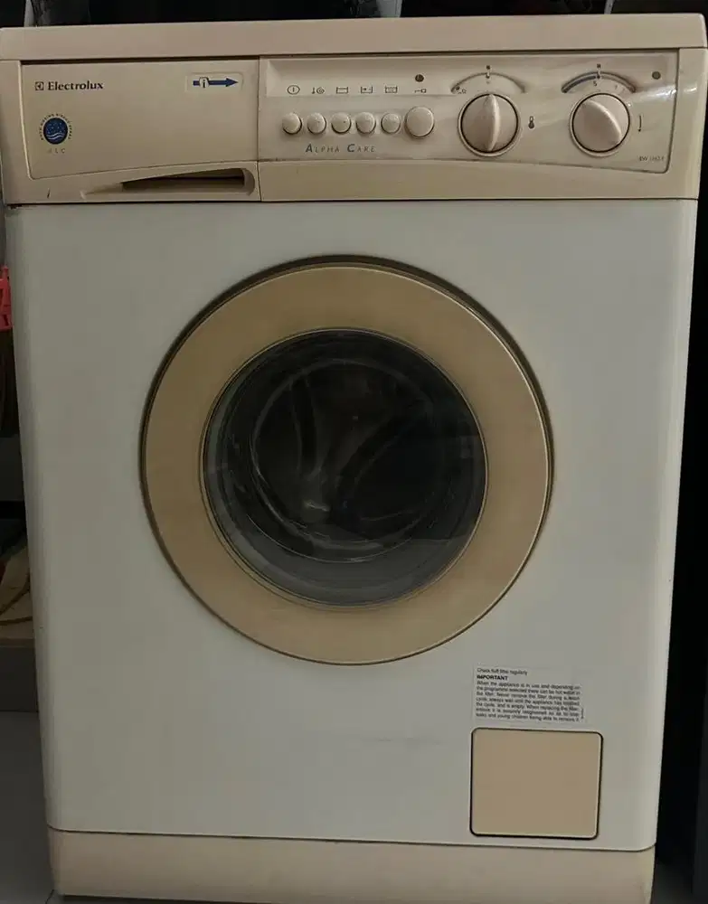 Mesin Cuci Electrolux