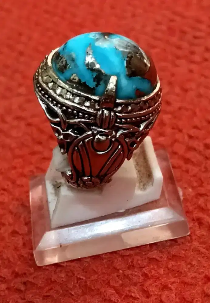 Cincin pirus serat perak