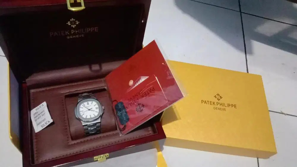 Patek Philippe Automatic Full Set. Crystal Sapphire.