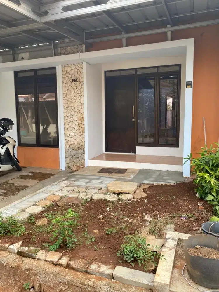 Rumah di kontrakan pertahun , taman sari puri bali sawangan depok